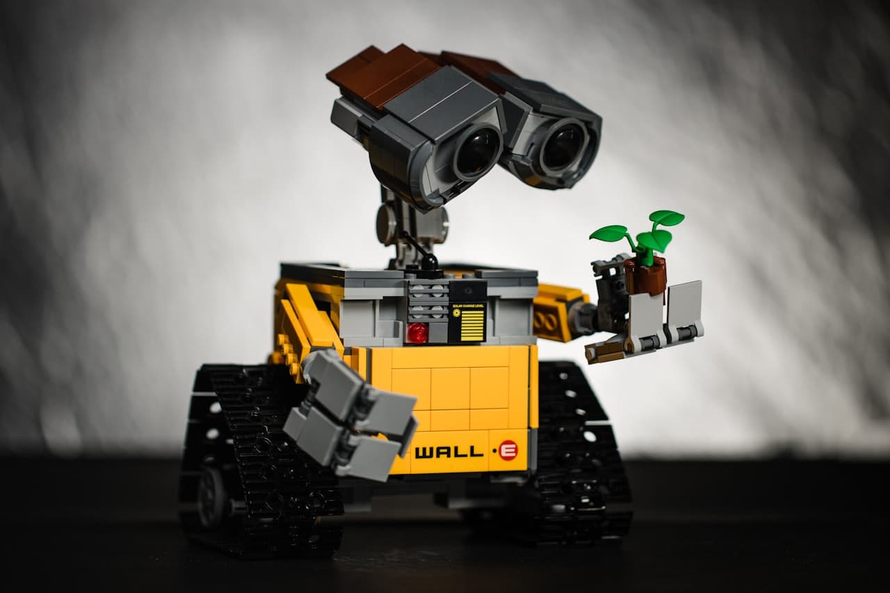 An autonomous voice agent that runs outreach